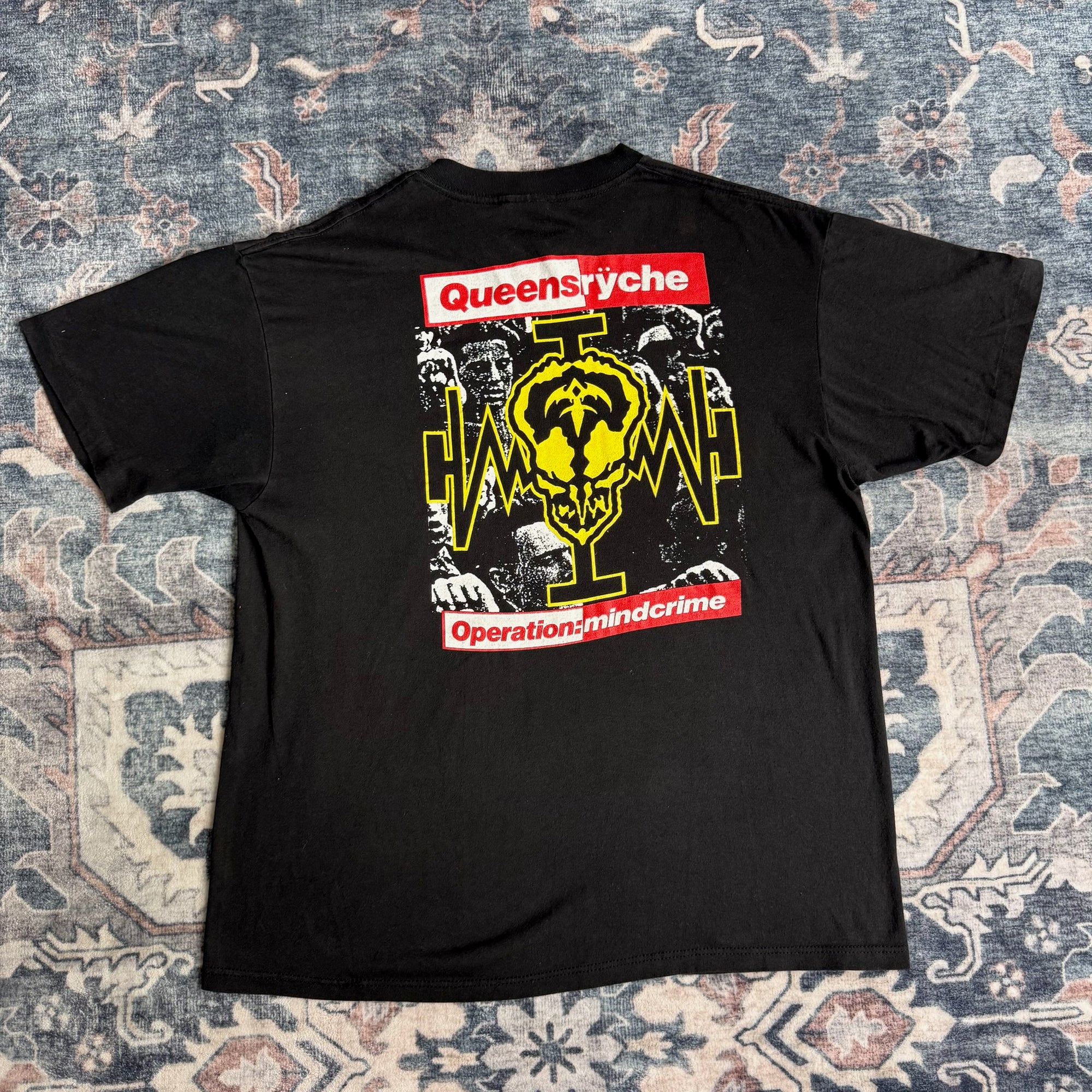 Vintage 1988 Queensrÿche Revolution Calling Tee